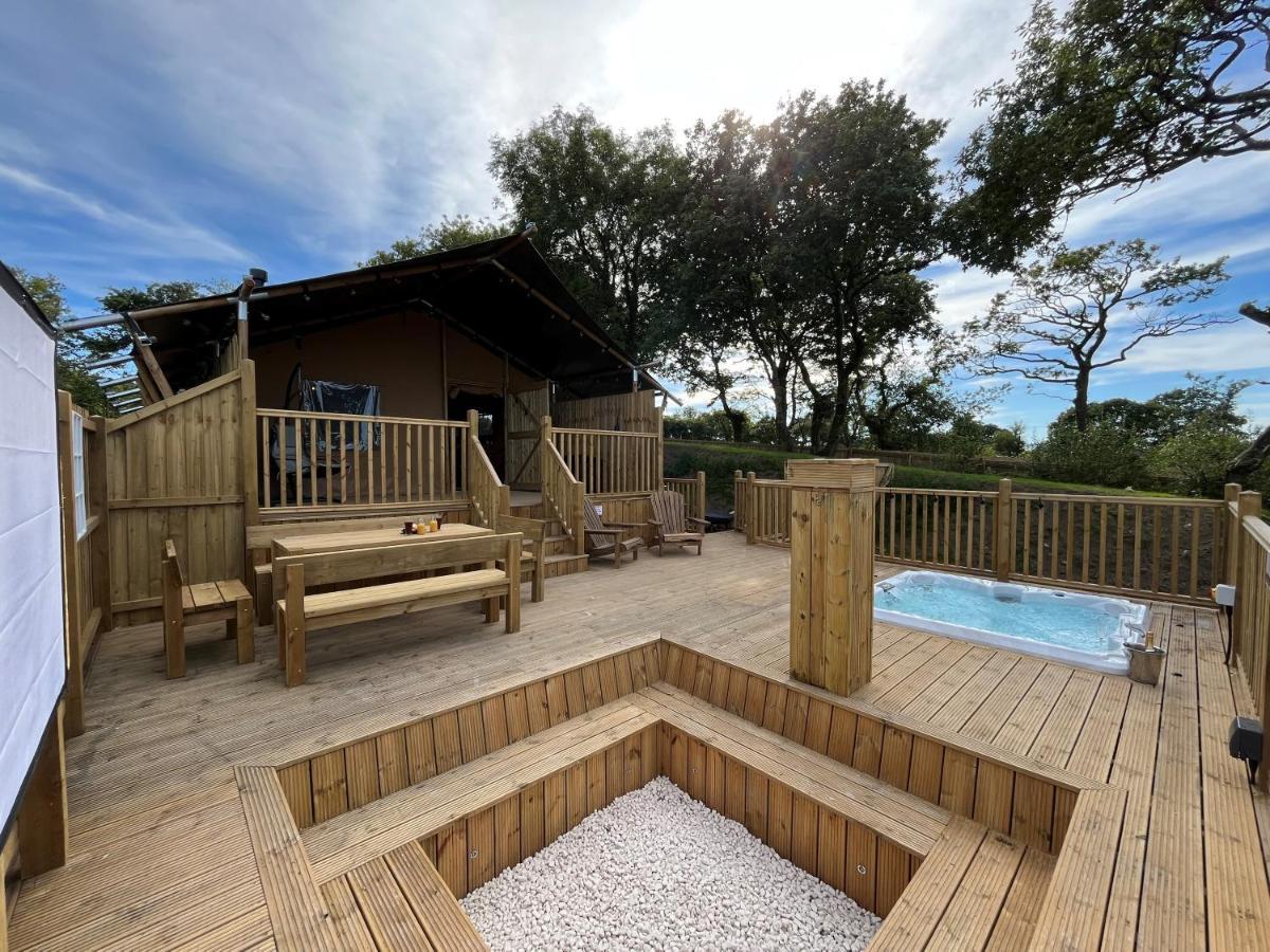 Aladdin Safari Tent Luxury tent Tenby